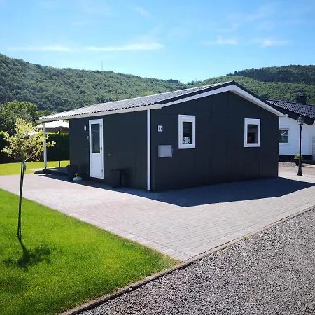Ferienhaus Malefi 1 Am Guelser Moselbogen Koblenz  Buitenkant foto